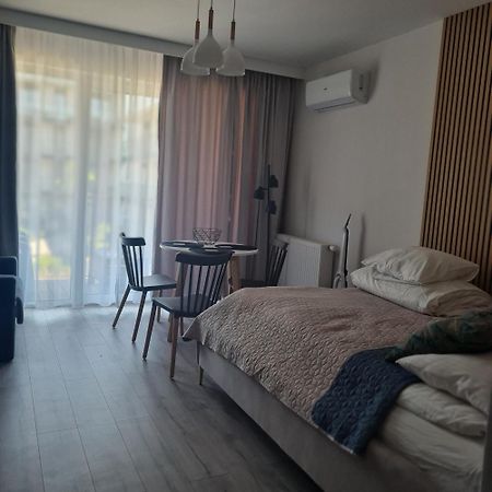 Green Apartament Dziwnów Exteriör bild